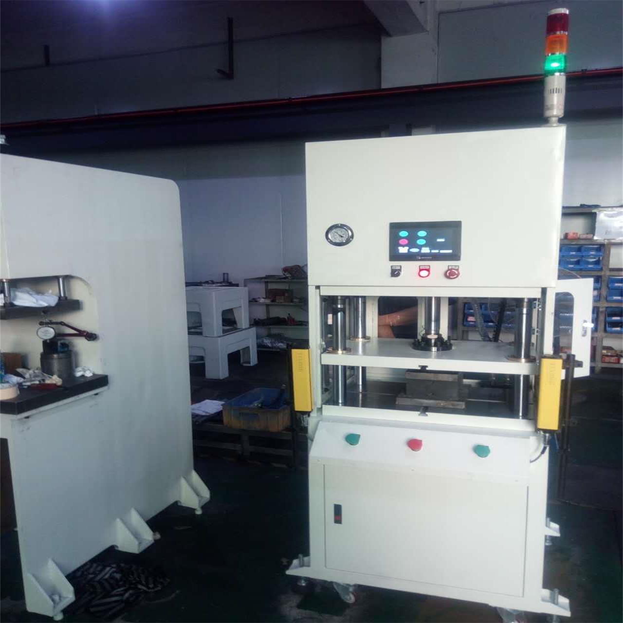 PLC觸屏系列油壓機(jī)